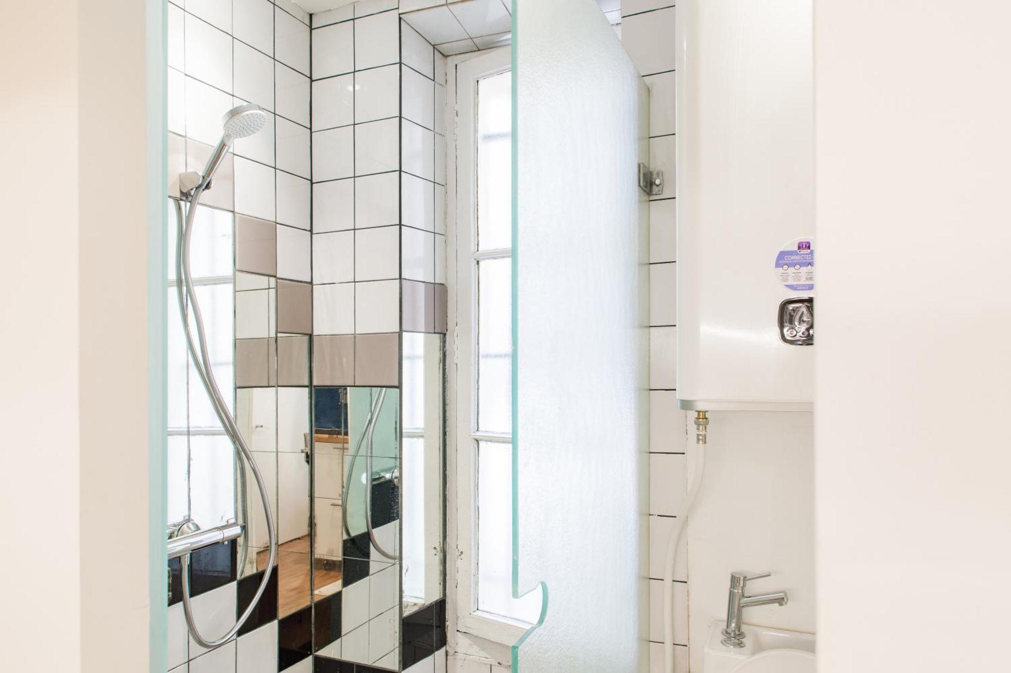 Apartment Pleasant Apartmment Sainte-marguerite Paris